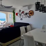 Dream House Apartment *