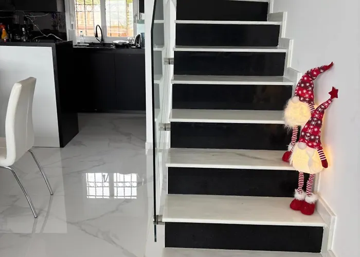 Dream House דירה *